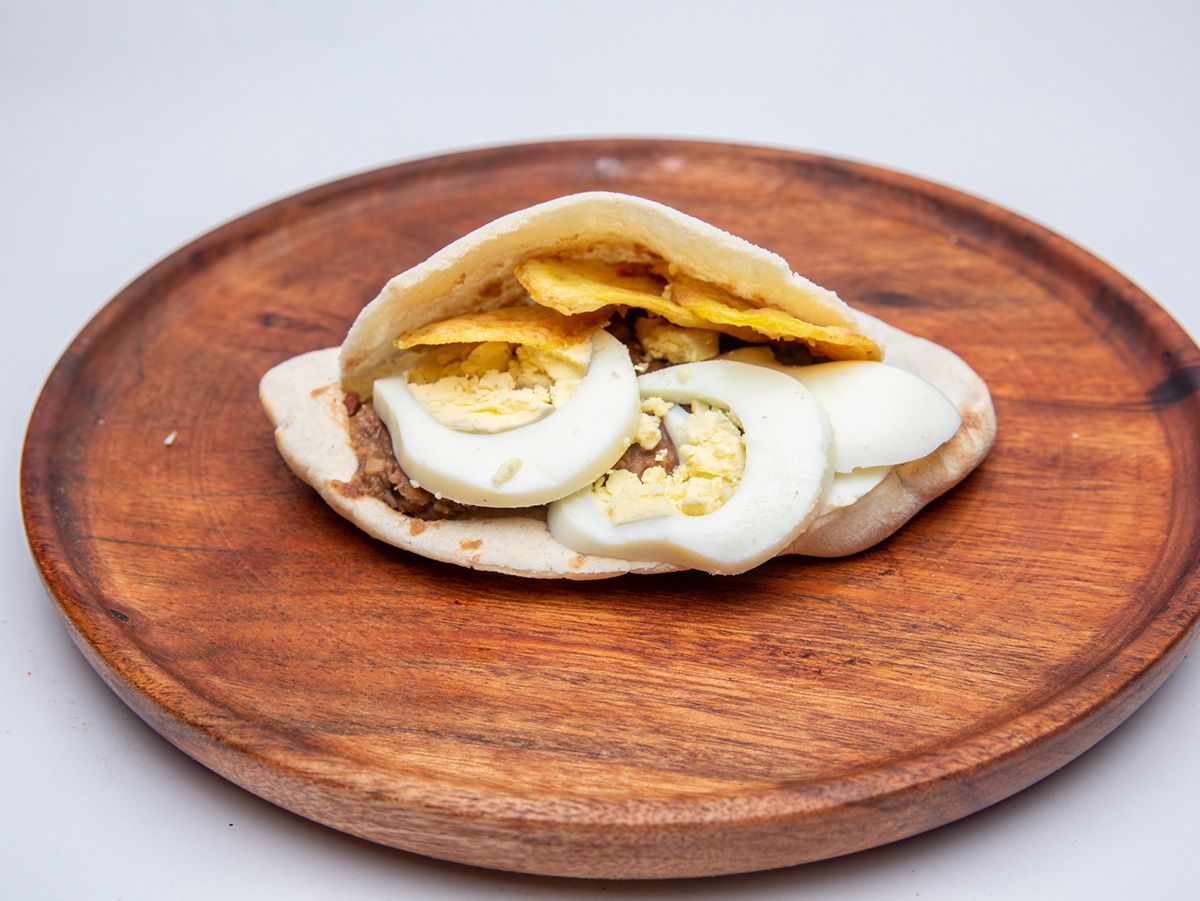 Foul With Eggs Sandwich