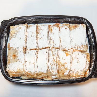 plain pie with milk