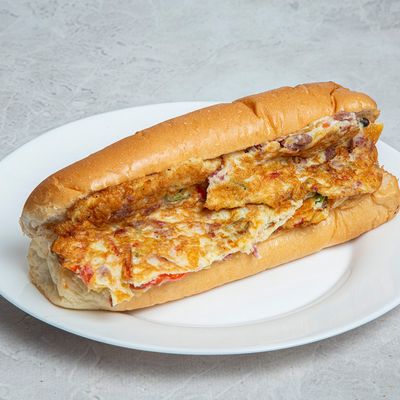 Al Tabakh omelette bun or French Sandwich