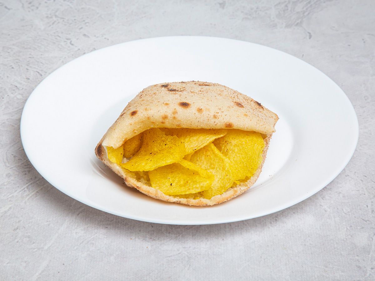 Chipsy Shami or Baladii Sandwich