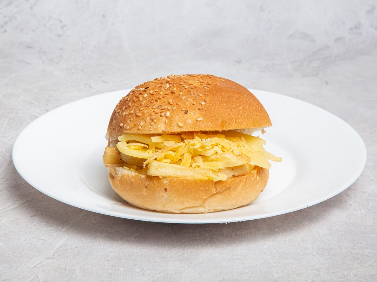 Al Tabakh potatoes bun or french Sandwich