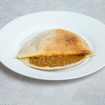 Foul Flaxseed oil Shami or Baladii Sandwich