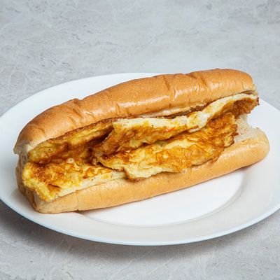 Omelet mix cheese only bun or french Sandwich