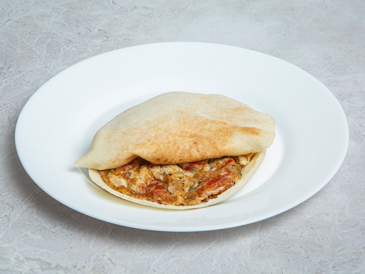omelette shakshuka Shami or Baladii Sandwich