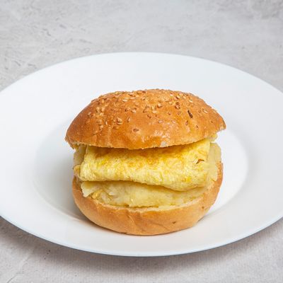 potatoes puree Butter and omelette bun or french Sandwich