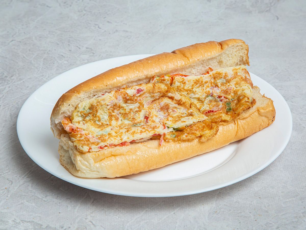 Vegetable omelette only bun or french Sandwich