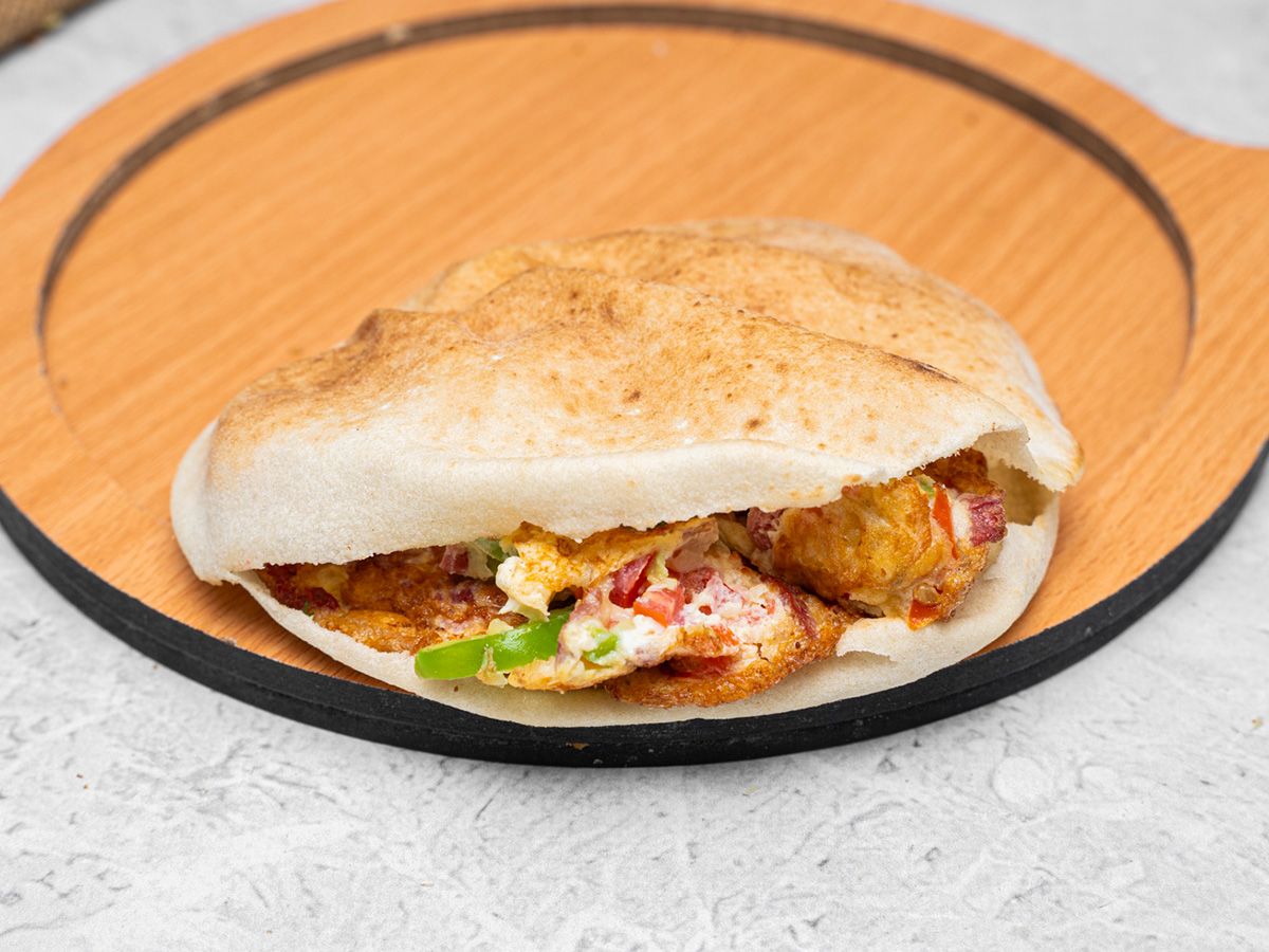 Al Tabakh omelette Shami or Baladii Sandwich