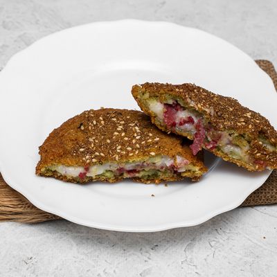 Large El Tabakh Pastrami Falafel