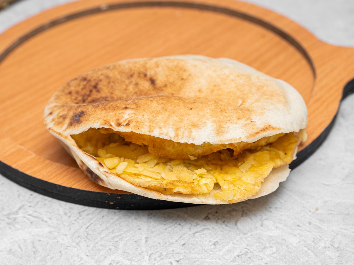 roumy omelette Shami or Baladii Sandwich