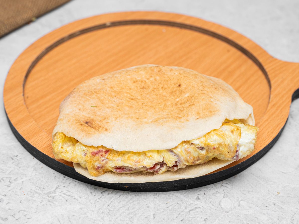 Egg Omelette Sandwich With Pastrami