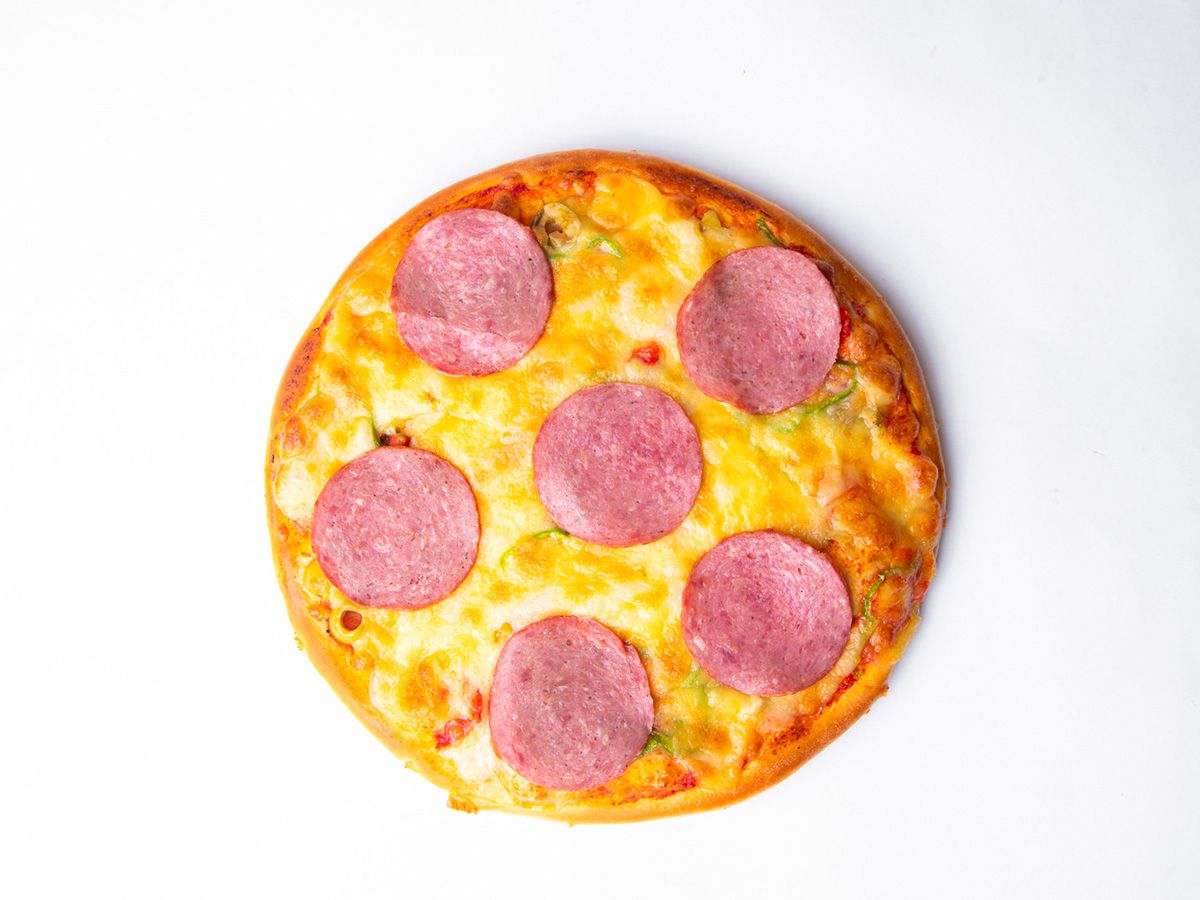 Salami Pizza