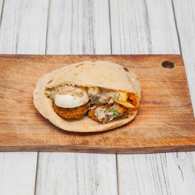 Al Tababkh mix Shami or Baladii Sandwich