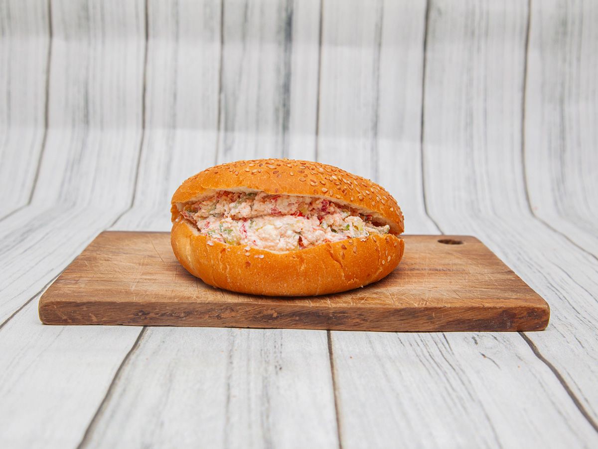 Al Tabakh tomato cheese bun or french Sandwich
