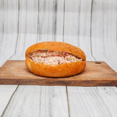 Al Tabakh tomato cheese bun or french Sandwich
