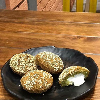 Small Mozzarella Taamia Patty