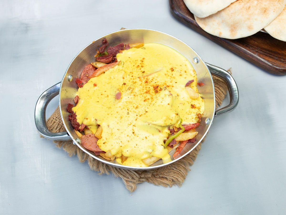 Mix Flafelaya With Cheese Pan