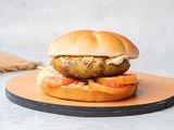 Green Burger Sandwich, Hummus And Pomegranate Molasses