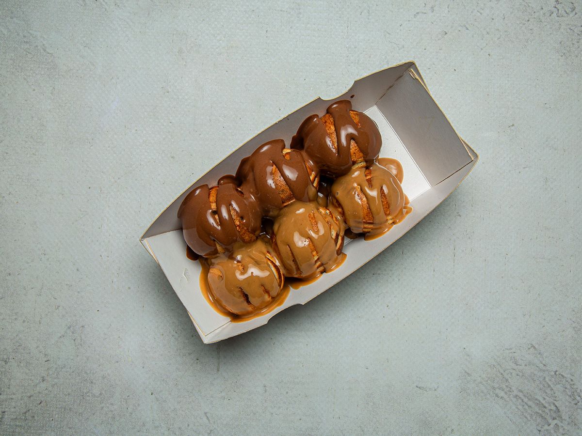 Puffy Pancake Half Chocolate Half Lotus