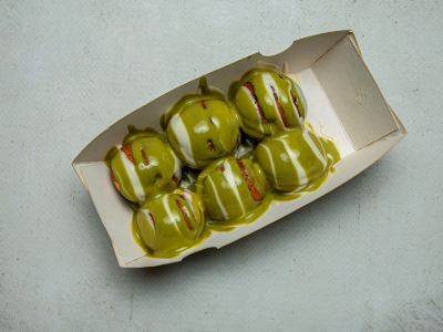 Puffy Pancakes with White Chocolate and Pistachio