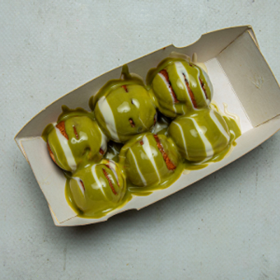 Puffy Pancakes with White Chocolate and Pistachio