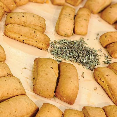 Fennel and Anise Mnean