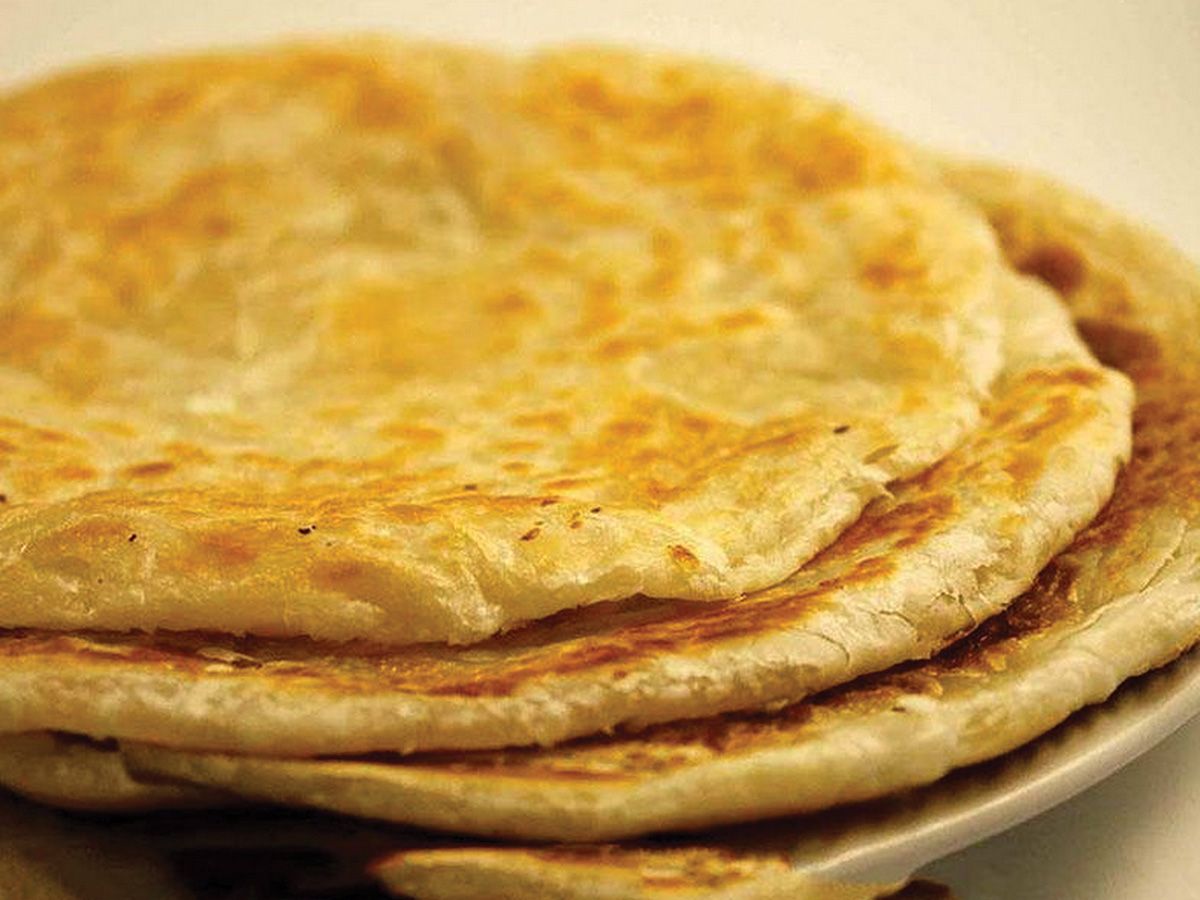 Feteer Meshaltet with baladi ghee