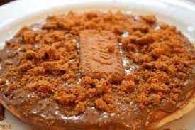 Feteer With Lotus And Nutella