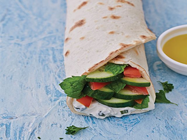 Feta Fit Manoucheh