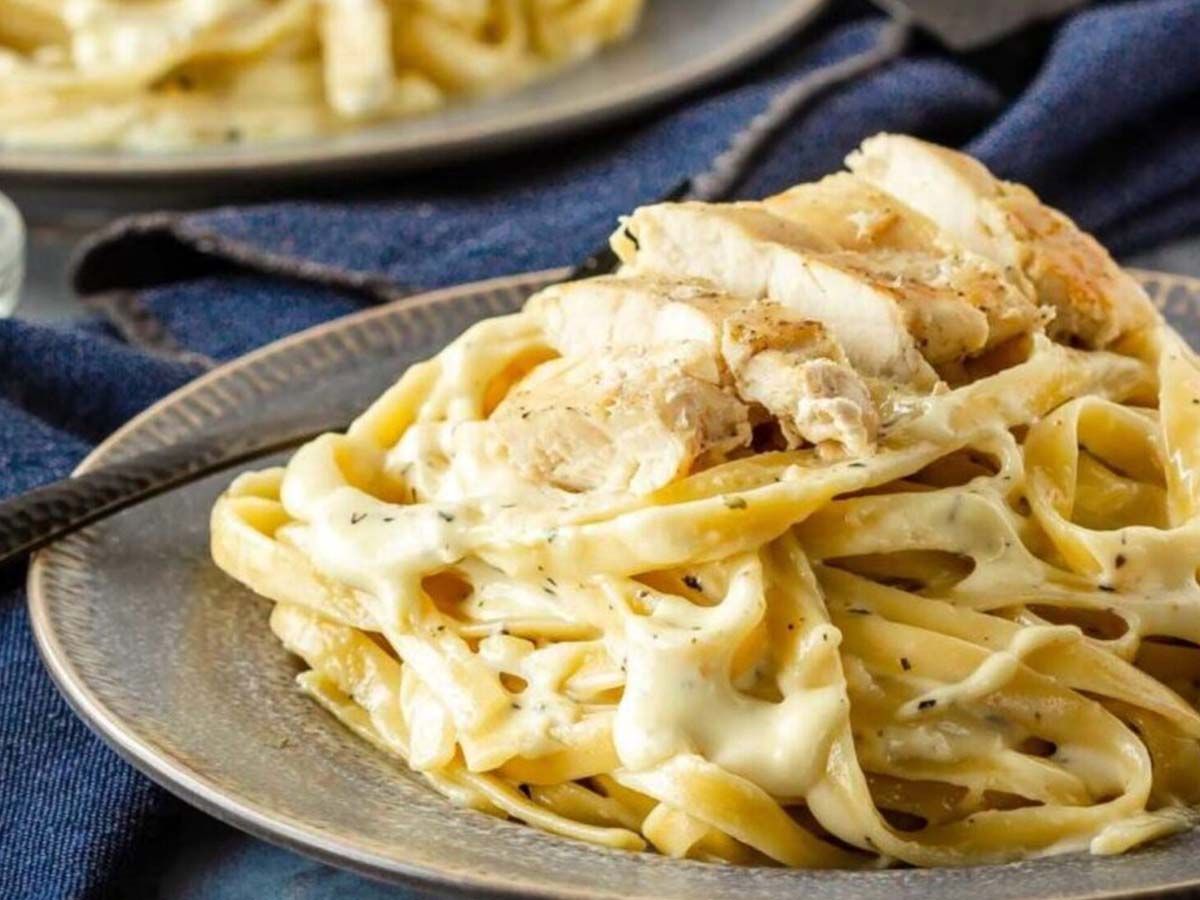 Fettuccine chicken