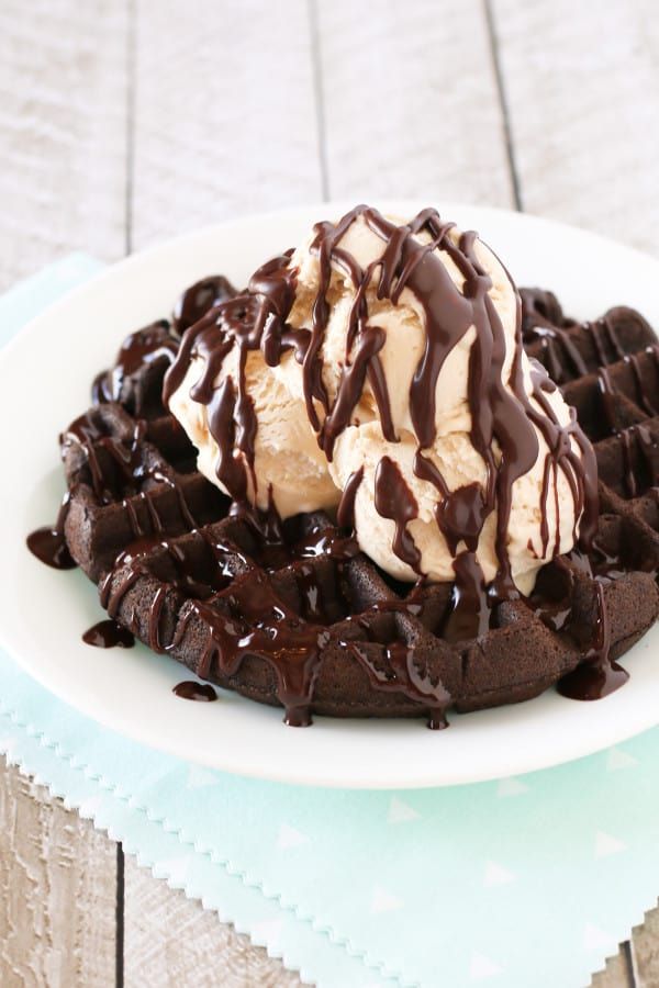 Flutes Chocolate Waffle
