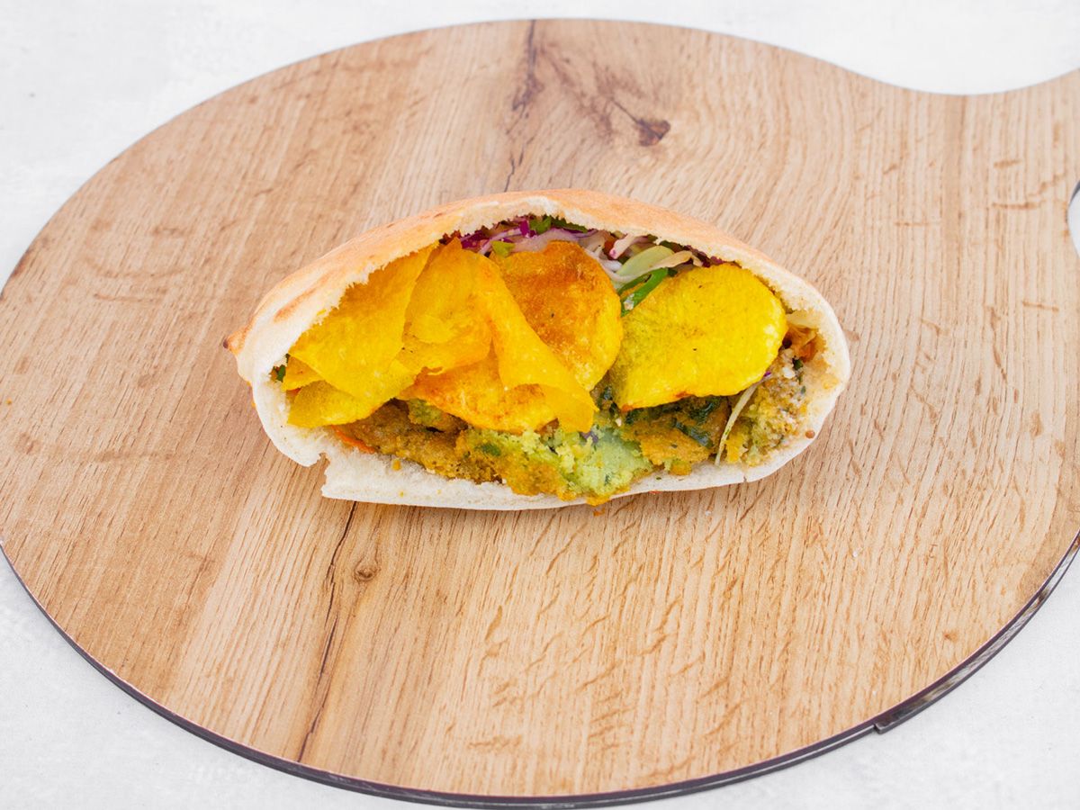 Falafel Sandwich With Chips