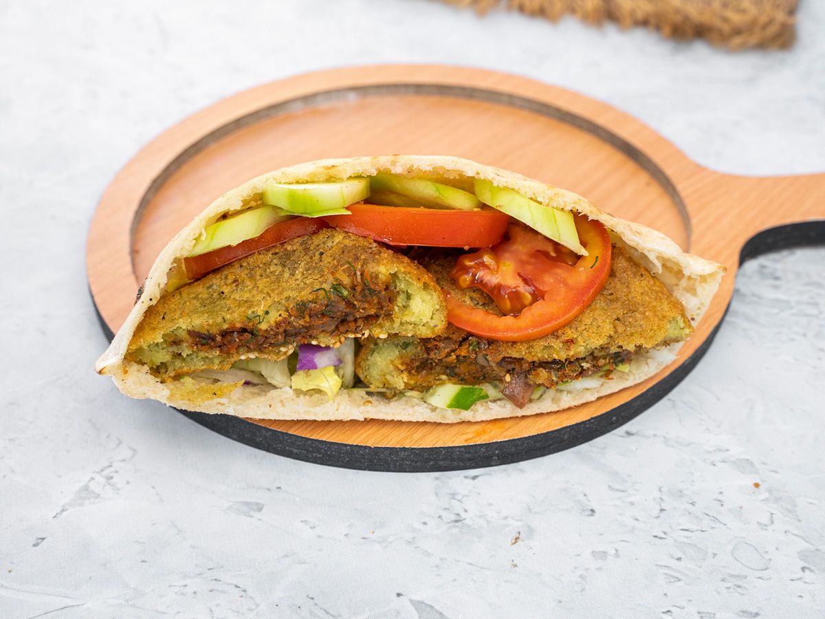 Stuffed Taamia Sandwich