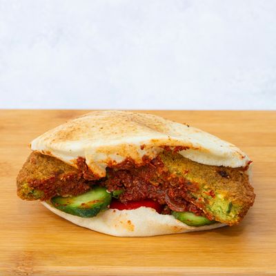 Stuffed taameya sandwich