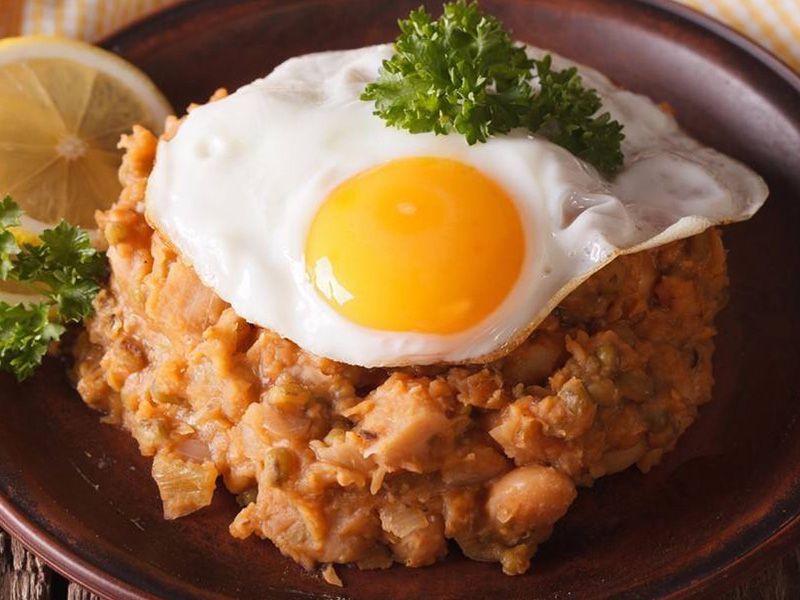 Foul With Fried Eggs Sandwich