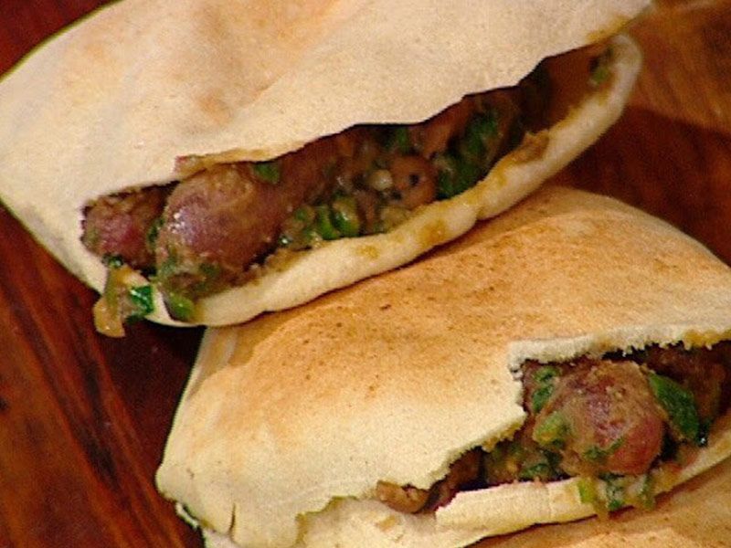Foul With Oriental Sausage Sandwich