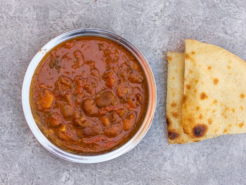 Foul With Red Sauce Sandwich