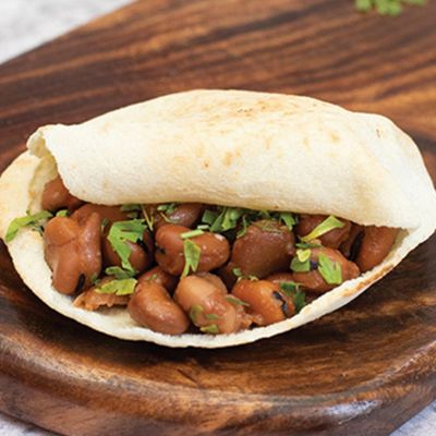 Foul with Qeshta sandwich