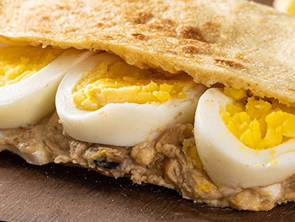 Foul With Boiled Egg