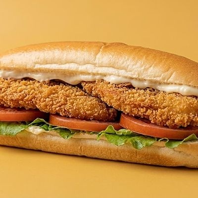 Fresh Chicken Pane Meat and Chicken Sandwich