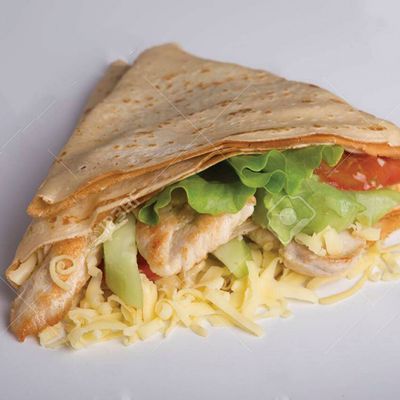 Fresh chicken Pieces crepe