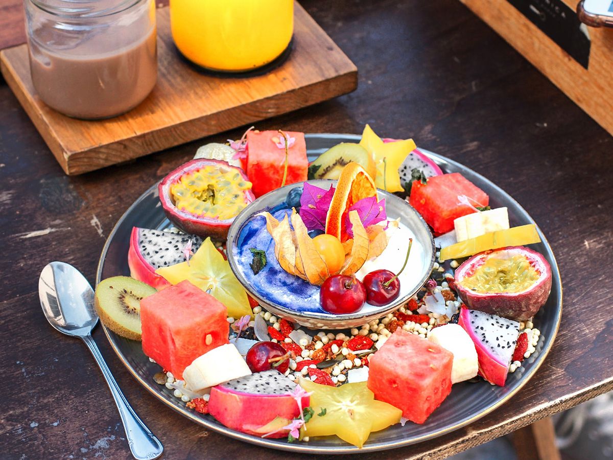 Fresh fruit platter