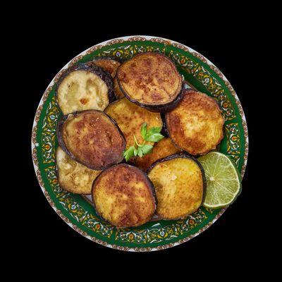 طبق باذنجان مقلي