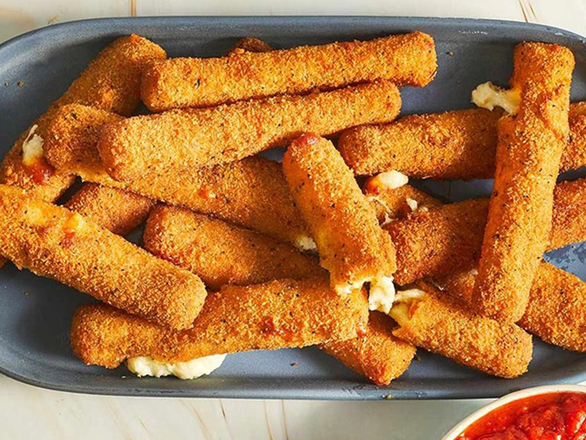 Fried Mozzarella Chili Sauce