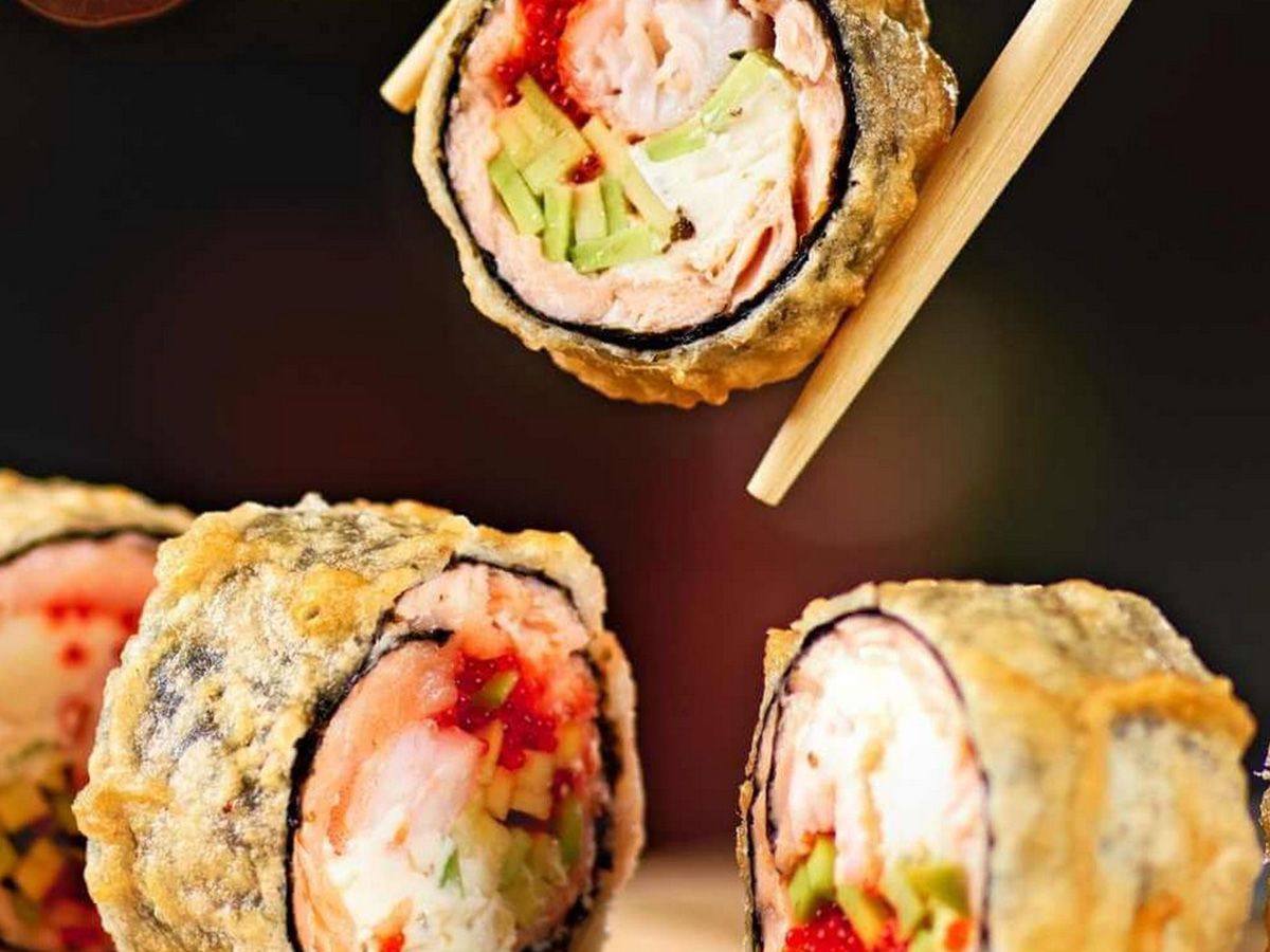 Fried crunchy tuna roll