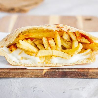 French Fries With Roumi Cheese Sandwich