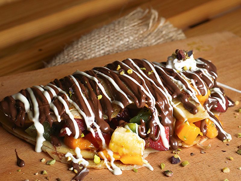 Fruits Crepe