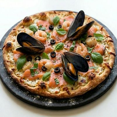 Frutti Di Mare pizza