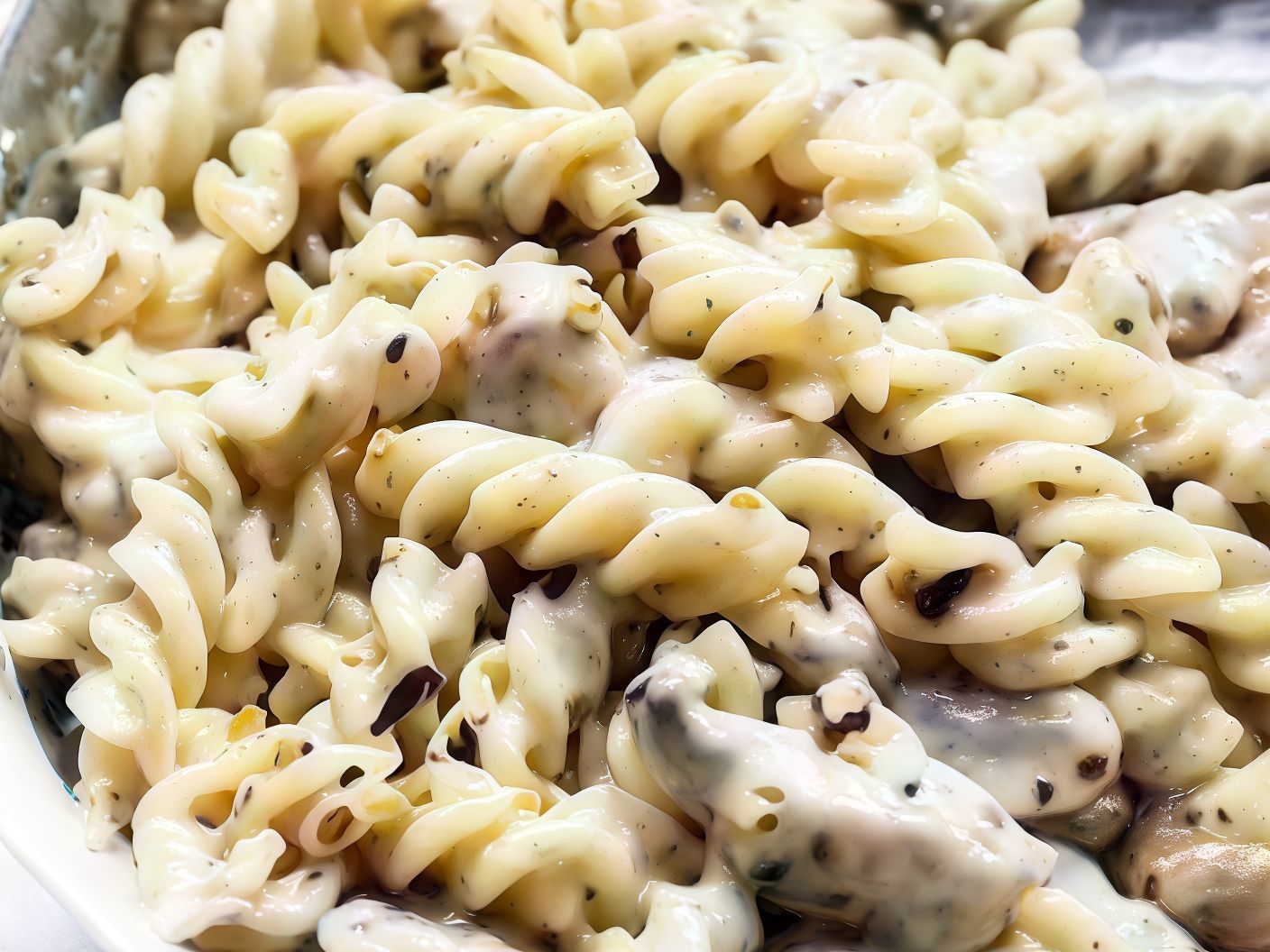 Pasta funghi white sauce