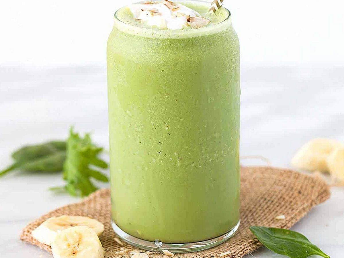 GREEN TEA MATCHA SMOOTHIE
