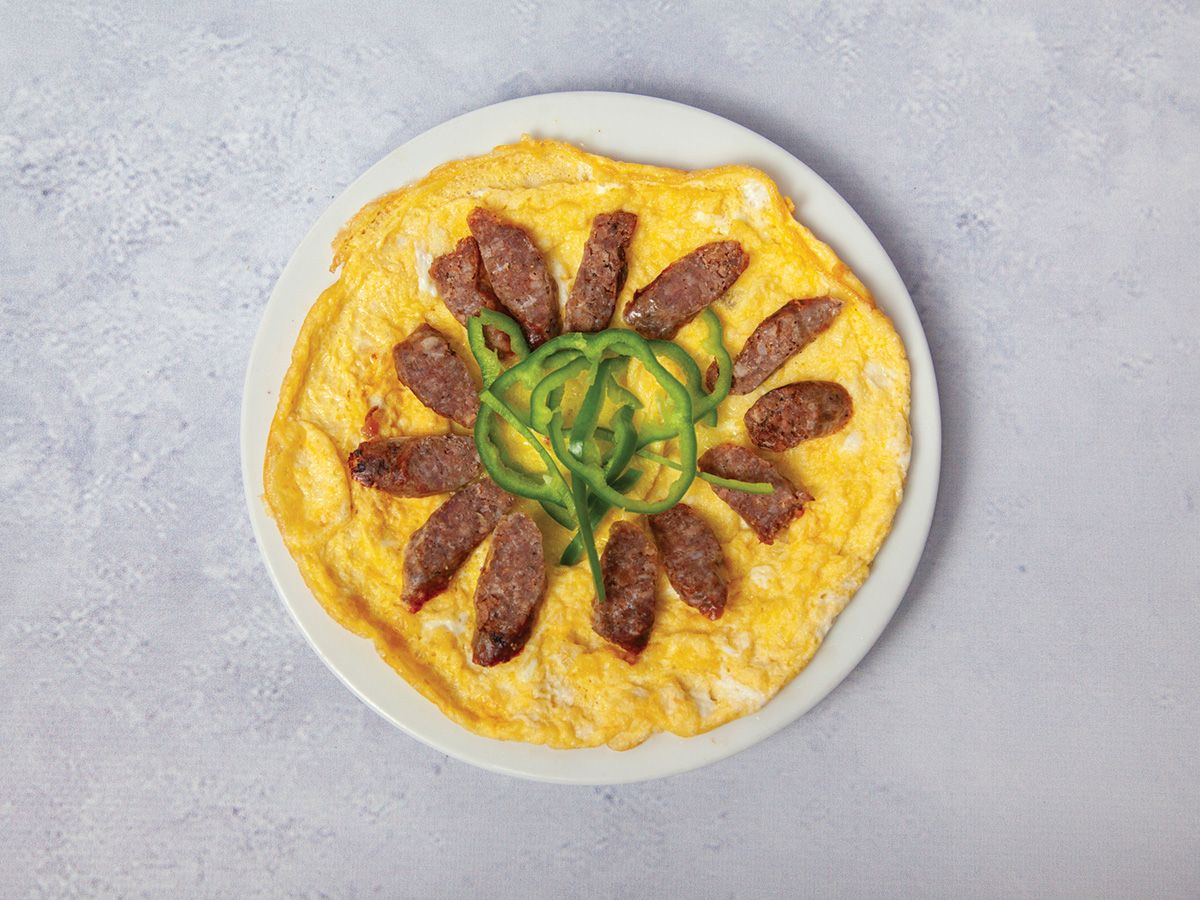 Omelet With Sausage Platter